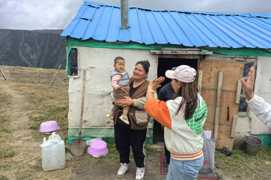 “马背上的家访员”背后