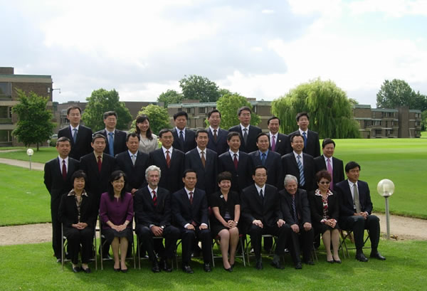 qq2007.jpg 第三期企业管理高级培训班