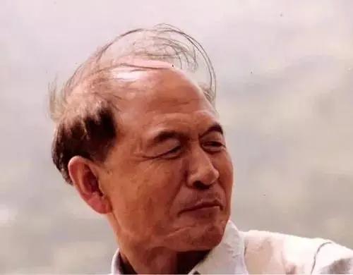 马建堂:深切缅怀马洪同志 不断提高服务中央决策的能力和水平.jpg