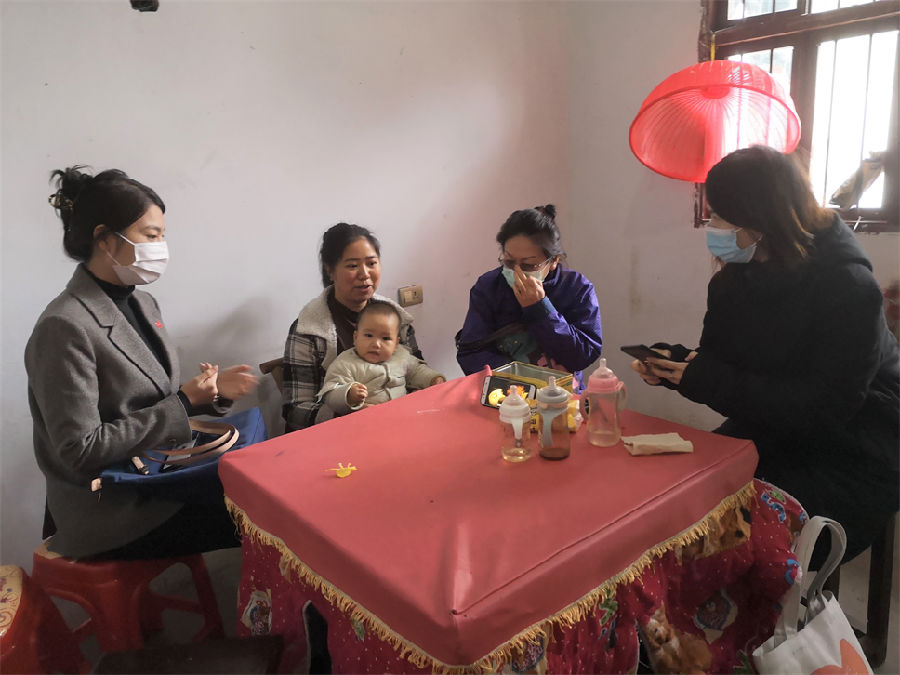 基金会调研组赴贵州松桃进行母乳喂养状况调研4.png